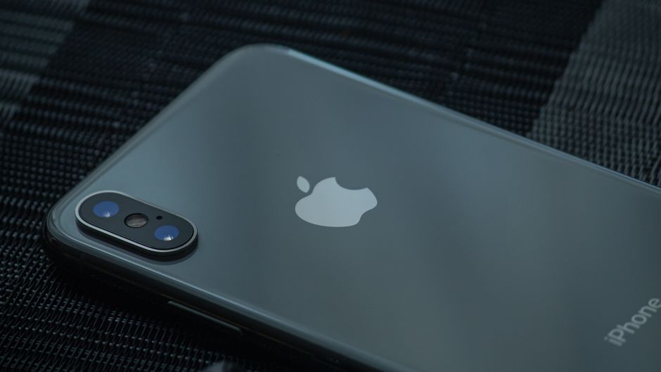 iPhone 17シリーズのスマートフォン背面カメラ部分のクローズアップ