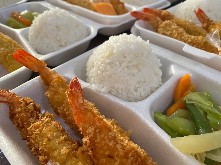 ファミマ・ザ・海苔弁当 のり弁当10月6日発売 お～いお茶無料引換券キャンペーンの条件のイメージ