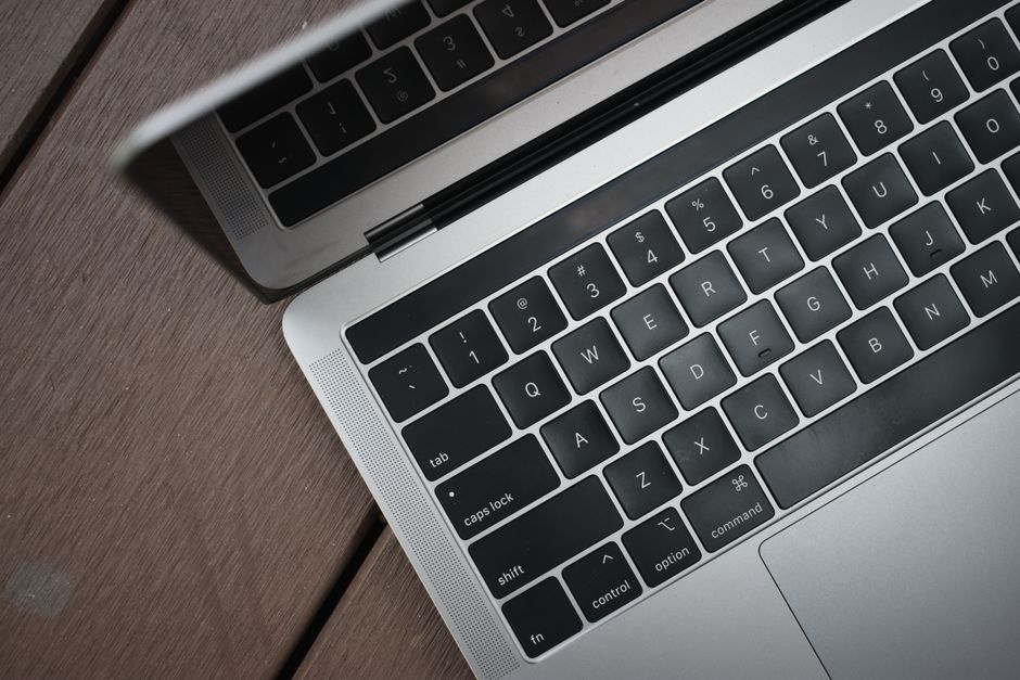 iPadキーボード比較 Surface Proのキーボードと比べるとどう違う?のイメージ