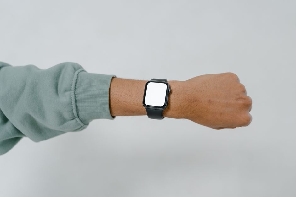 Apple Watchシルバーバンドおすすめ サイズ互換の早見表と「42mm」の落とし穴のイメージ
