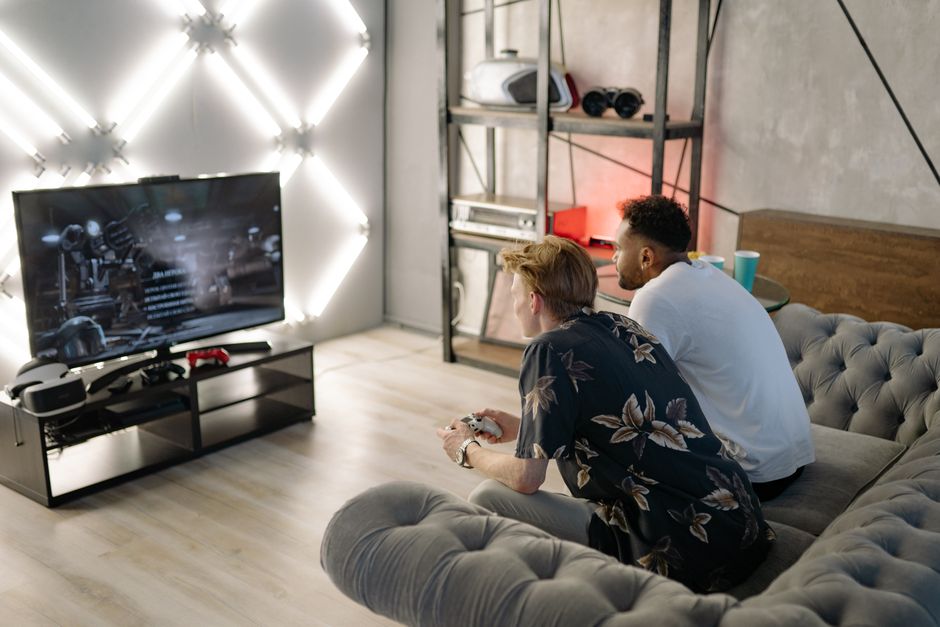 有機ELテレビ比較 秋 ゲーム用途の比較:165Hz・144Hz・120Hzの違いのイメージ